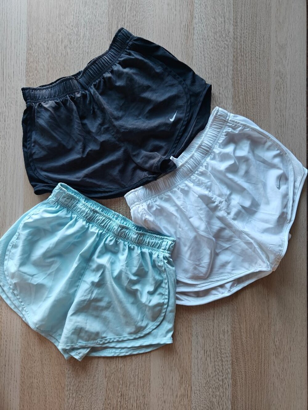 NIKE TEMPO DRI-FIT RUNNING SHORTS (SIZE SMALL) THREE PAIRS FOR THE PRICE OF ONE!